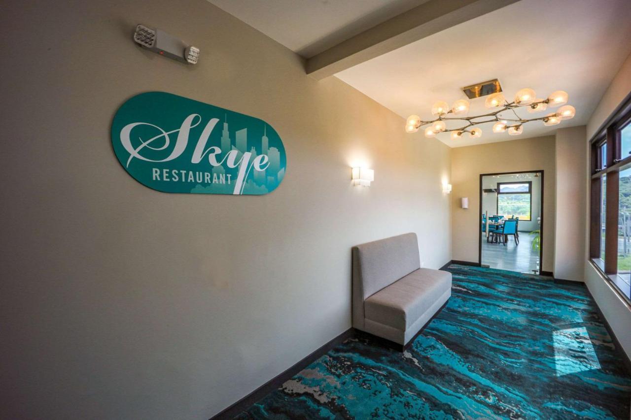 Comfort Inn & Suites Tobago Signal Hill Εξωτερικό φωτογραφία