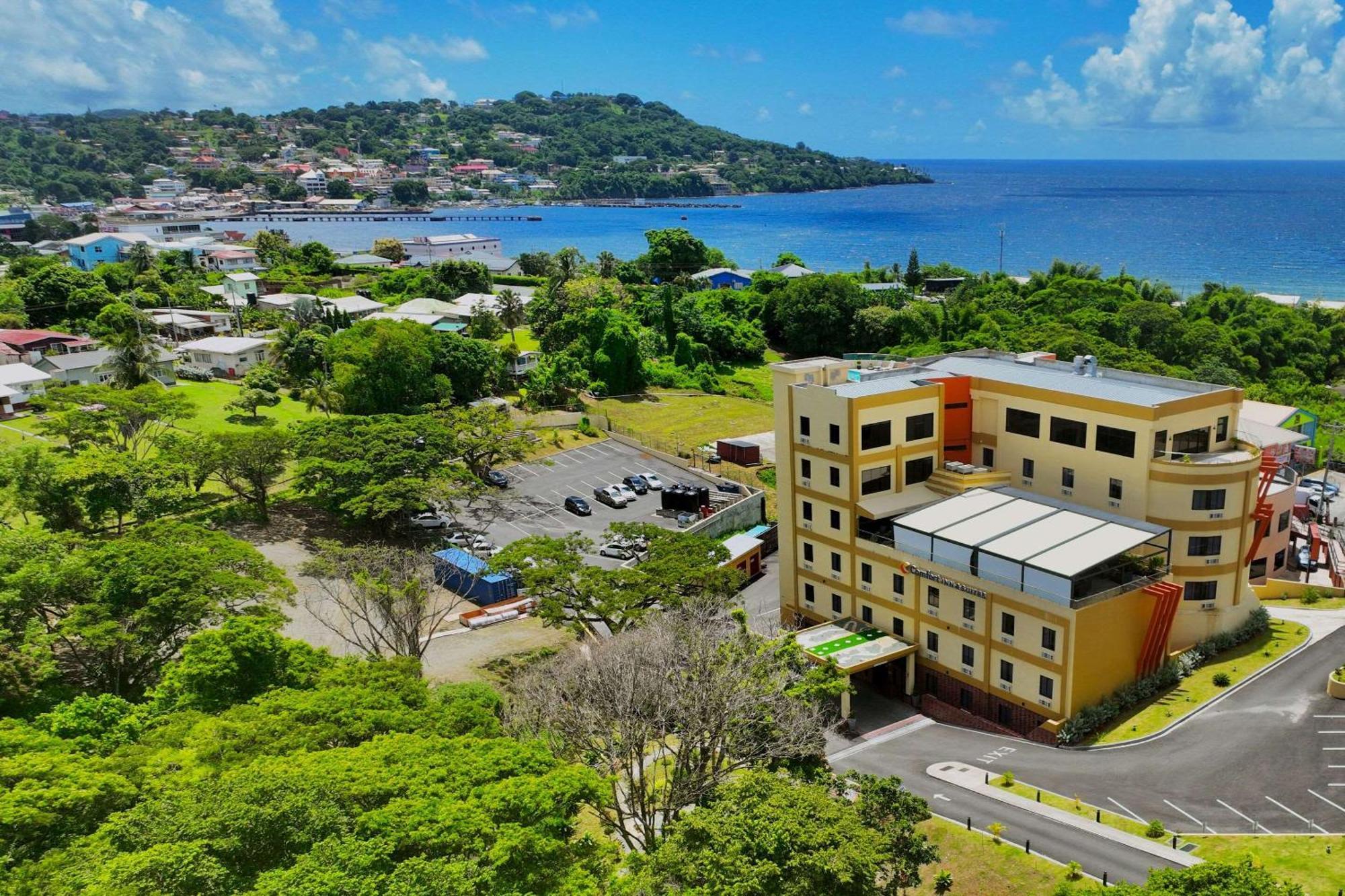 Comfort Inn & Suites Tobago Signal Hill Εξωτερικό φωτογραφία